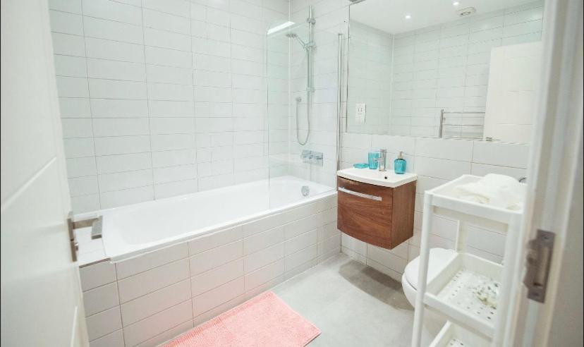 Fantastic 3 Bedrooms Flat In Euston Zone 1 Лондон Экстерьер фото